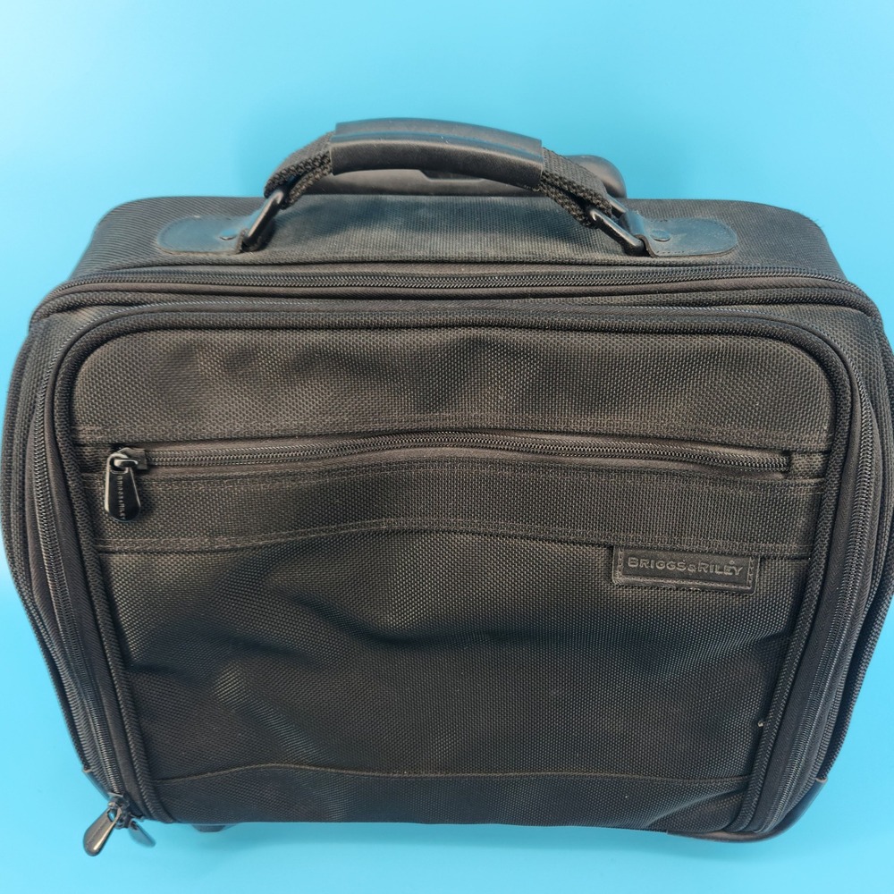 Briggs & Riley Rolling Briefcase 16" Laptop Business Carry On Black 2 Wheel